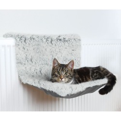 Trixie гамак на радиатор для кошек, пушистый плюш, белый, черный - 45 х 26 х 31 см