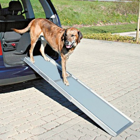Пандус Trixie для собак весом до 120 кг для багажника автомобиля 1-1,8 м х 43 см фото 1